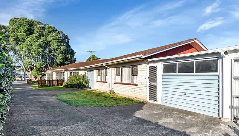 2/127 Kamo Road, Kensington