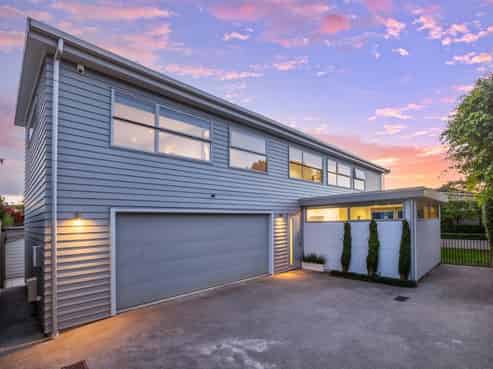 25 St Michaels Avenue, Point Chevalier