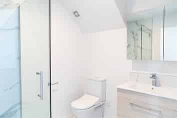 5/6 St Leonards Rd, Kelston