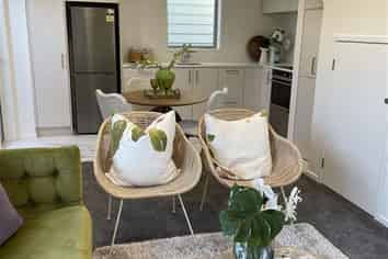 5/6 St Leonards Rd, Kelston