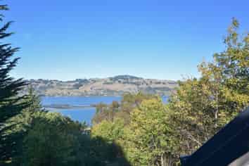 11 Hawk Lane, Saint Leonards