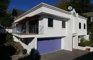 8 Lady Polson Lane, Cashmere