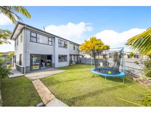 8 Bellshill Close, Wattle Downs