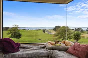 16 Tearoe Road, Awhitu