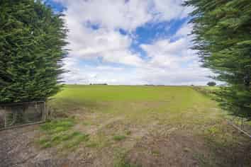 2/345 Makirikiri Road, Marton