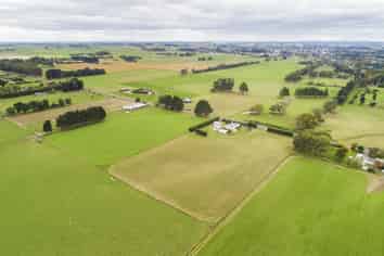 2/345 Makirikiri Road, Marton