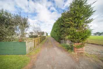 2/345 Makirikiri Road, Marton