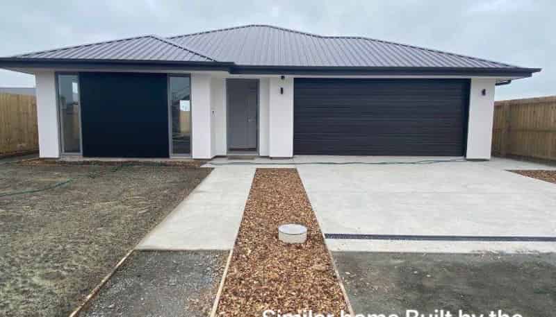 9 Lewis Crescent, Rolleston