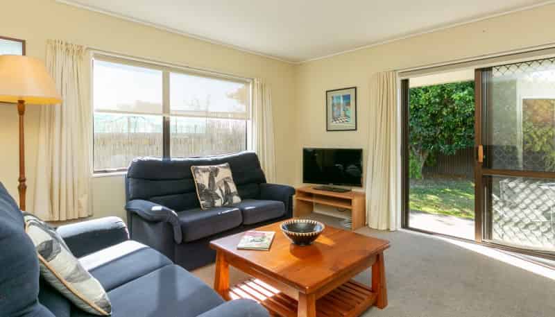 2/1107 St Aubyn Street, Parkvale