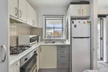 2/33 Kenderdine Road, Manukau