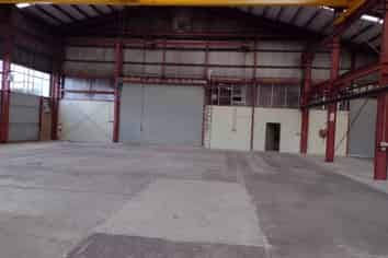 High stud manufacturing space 