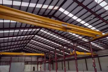 High stud manufacturing space 