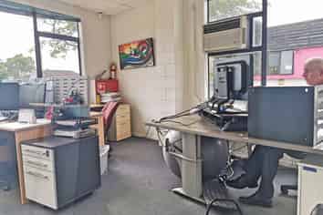 Versatile 164sqm Office in Epsom