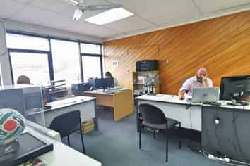 Versatile 164sqm Office in Epsom