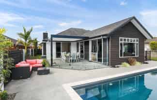 10 Amberley Place, Flagstaff