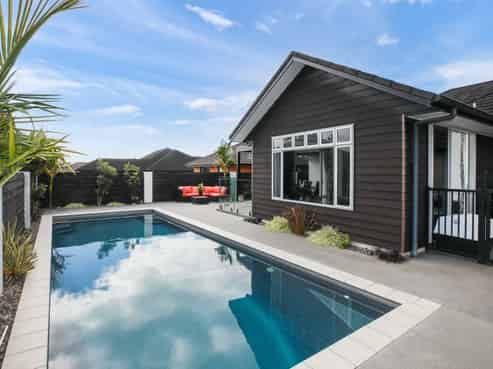 10 Amberley Place, Flagstaff