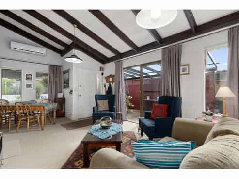 1/6 Bronwyn Place, Torbay