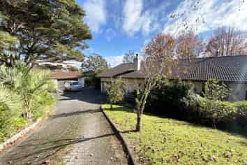 49 Vaughans Road, Okura