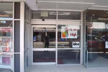 Quality Retail in High Street