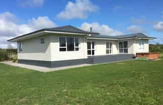 787 Kaipara Coast Highway, Kaukapakapa