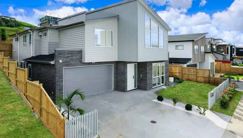 26 Tawatawa Street, Long Bay