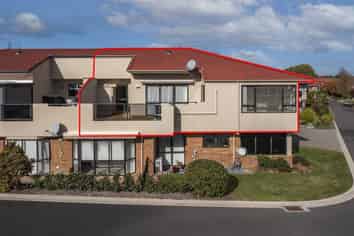 62 Grosvenor Gardens, Flagstaff