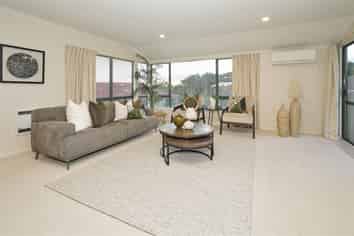 62 Grosvenor Gardens, Flagstaff