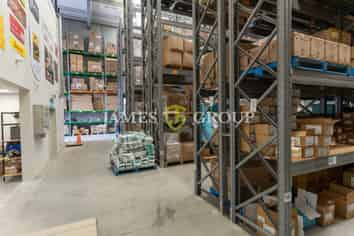 A-grade High Stud Industrial + Office Combo