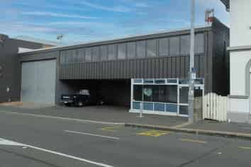 KING PROPERTY IN KINGSLAND