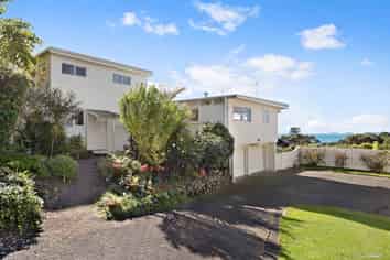 13 Park Rise, Campbells Bay