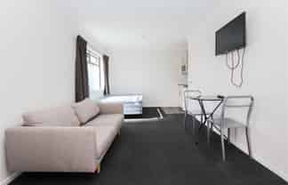 D/2/3 Liverpool Street, 