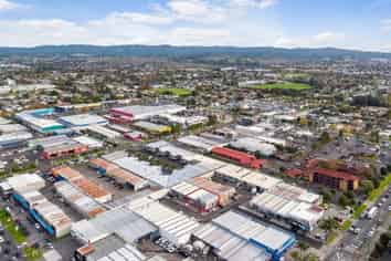 Split Risk Industrial, Prime Location 4.7% Return