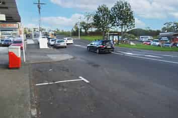 MT ROSKILL 80M² RETAIL/FOOD