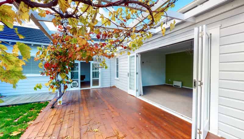 10 Beacon Hill Road, Seatoun