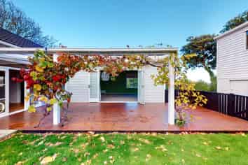 10 Beacon Hill Road, Seatoun