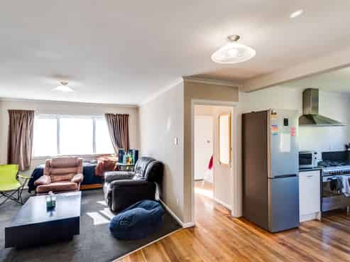 2 Savage Crescent, Marewa