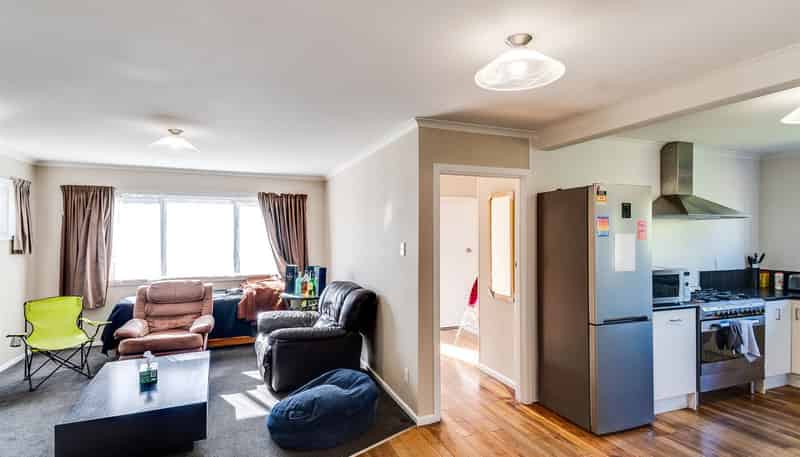 2 Savage Crescent, Marewa