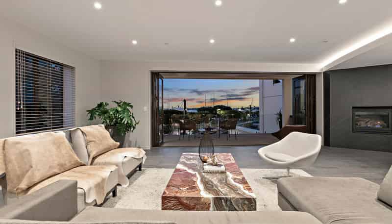 2A/128 Customs Street West, Auckland Central