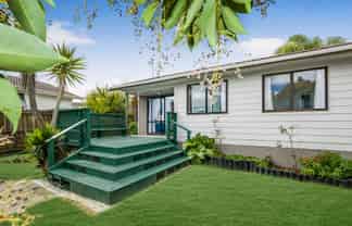 2/12 Palmers Rd, Clendon Park