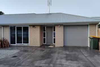 8A Thornton Place, Melville