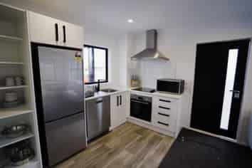 2-5/74 Carrington Avenue, Hillcrest