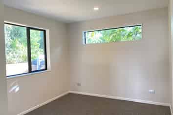 4A Gill Avenue, Te Atatu Peninsula