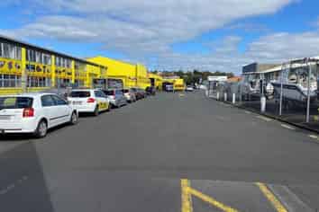 Enviable 6,435sqm - WAIRAU VALLEY