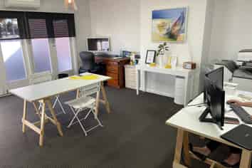 Suburban Office/Medical Or Similar With Parking