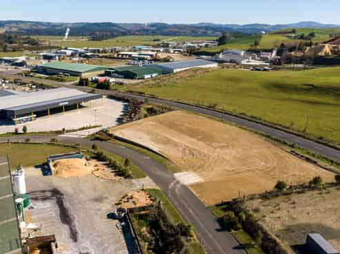 18 Storage Sheds Left