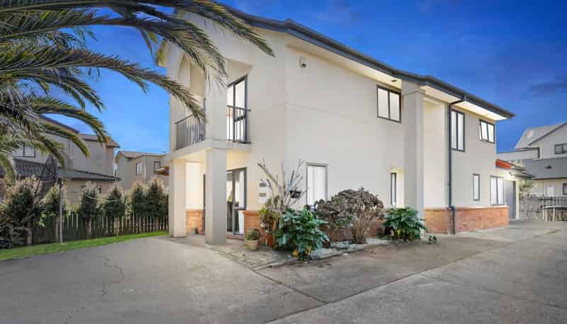 34 Eroni Clarke Close, Flat Bush