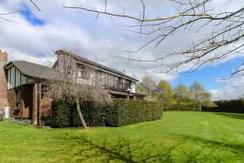 Auckland - Address withheld