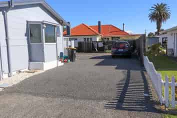 211 Fenton Street, Thames