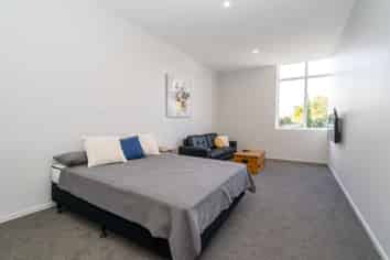 Room 3/5 Clark Street, Dunedin Central