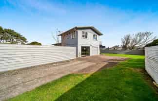 55a Dixon Avenue, Hawera